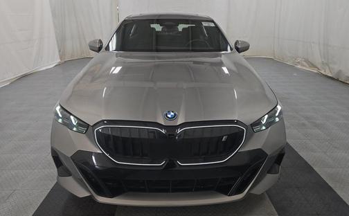 2024 BMW i5 eDrive40