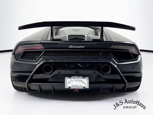 Nero Helene Metallic 2018 Lamborghini Huracan Performante