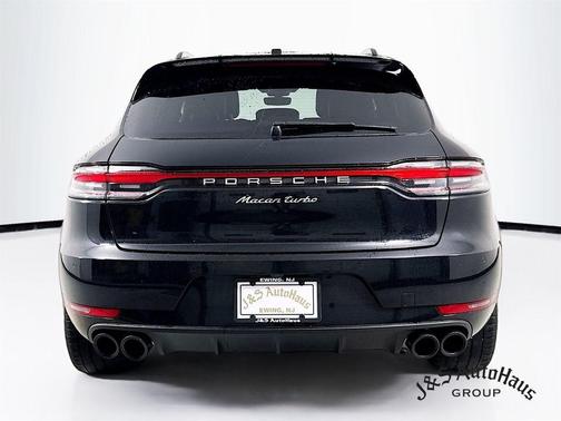2021 Porsche Macan Turbo