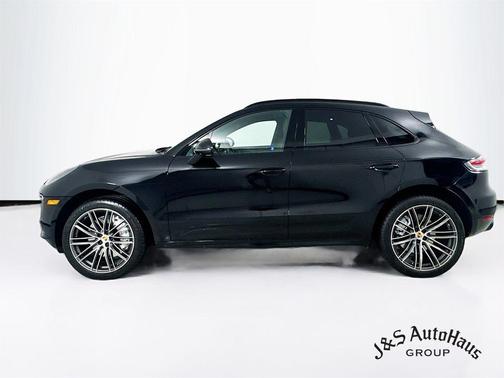 2021 Porsche Macan Turbo