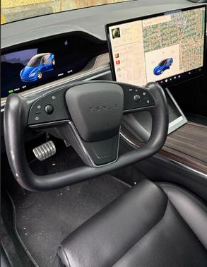 2022 Tesla Model S Base