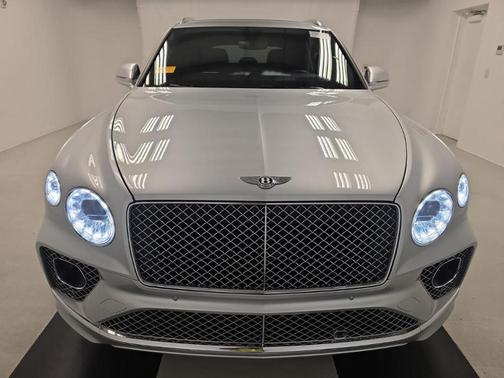 2021 Bentley Bentayga V8