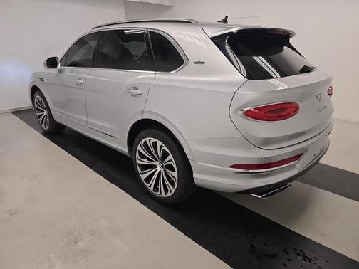 2021 Bentley Bentayga V8