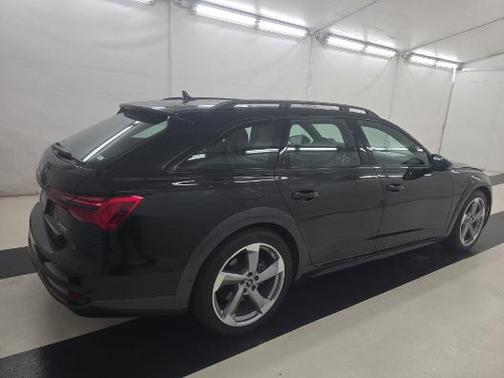 2022 Audi A6 allroad 55 quattro Premium Plus