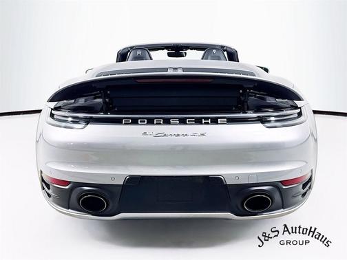 2022 Porsche 911 Carrera 4S