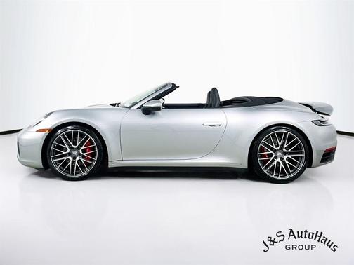2022 Porsche 911 Carrera 4S