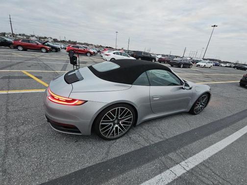 2022 Porsche 911 Carrera 4S