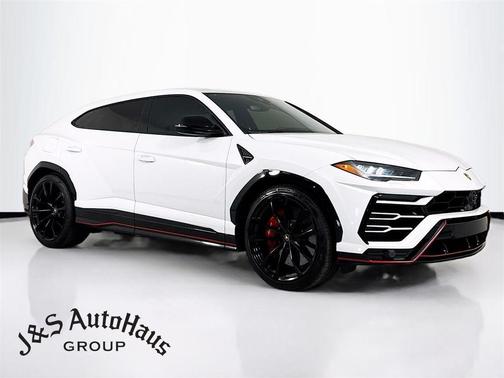 White 2021 Lamborghini Urus