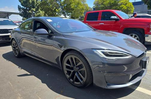 2021 Tesla Model S Plaid