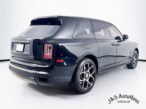 2022 Rolls-Royce Cullinan Black Badge