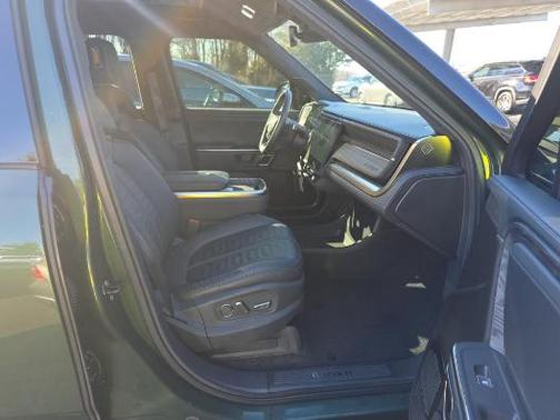 2022 Rivian R1S Adventure