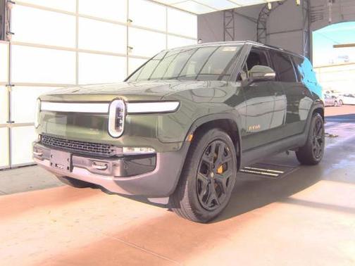 2022 Rivian R1S Adventure