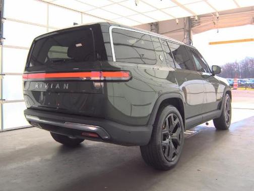2022 Rivian R1S Adventure