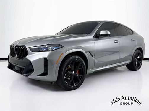 Gray Metallic 2024 BMW X6 xDrive40i