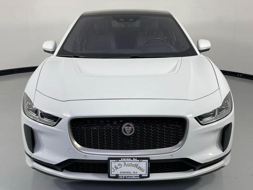 Photo 3 of 53 of 2019 Jaguar I-PACE HSE
