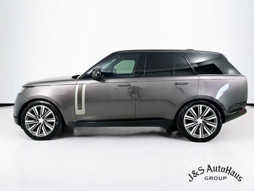 2023 Land Rover Range Rover P530 SE