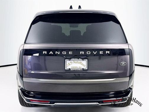 2023 Land Rover Range Rover P530 SE