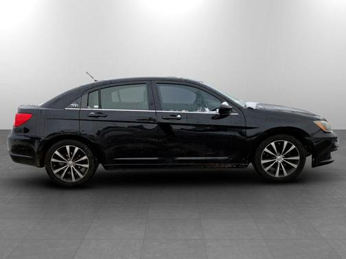 2014 Chrysler 200 Touring