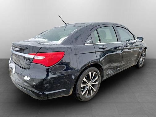 2014 Chrysler 200 Touring