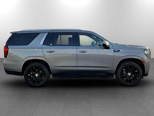 Sterling Metallic 2024 GMC Yukon SLE