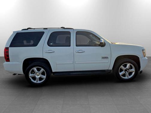 Summit White 2011 Chevrolet Tahoe LT