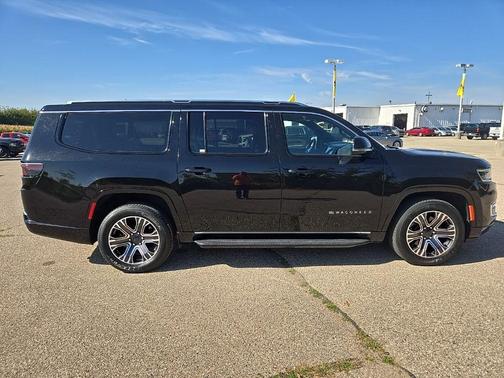 2024 Jeep Wagoneer L Series II 4x4