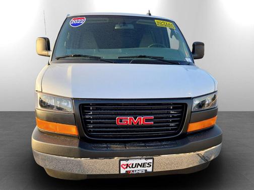 Summit White 2022 GMC Savana 3500 Work Van