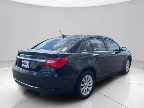 2014 Chrysler 200 Limited