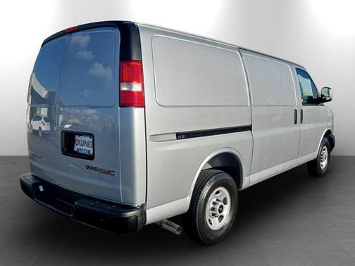 Quicksilver Metallic 2026 GMC Savana 3500 3500 Regular Wheelbase, Work Van, RWD
