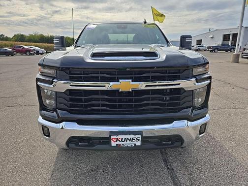 2024 Chevrolet Silverado 2500 LT