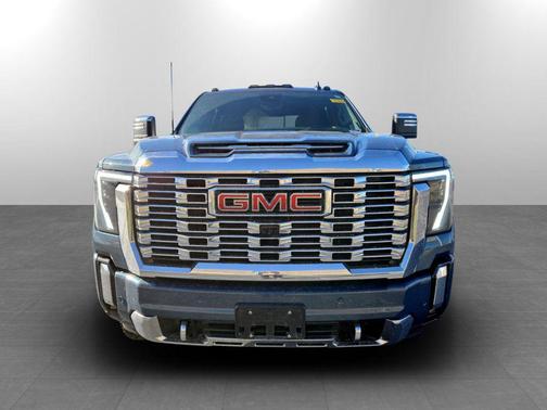 2024 GMC Sierra 2500 Denali
