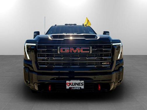 2026 GMC Sierra 2500 AT4