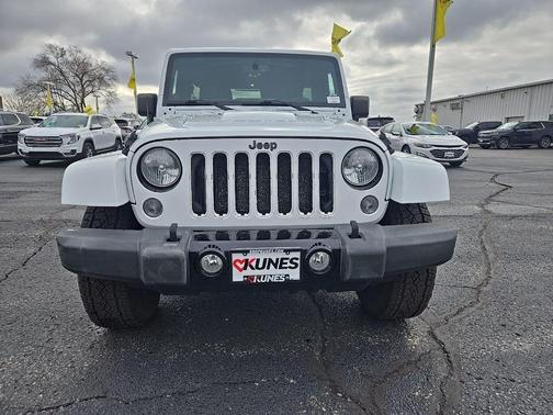 2014 Jeep Wrangler Unlimited Polar Edition
