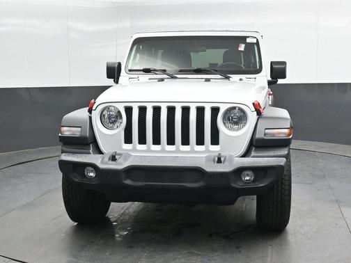 Bright White Clearcoat 2018 Jeep Wrangler Unlimited Sport