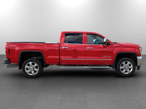 Cardinal Red 2017 GMC Sierra 2500 SLT