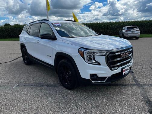 2023 GMC Terrain AWD AT4