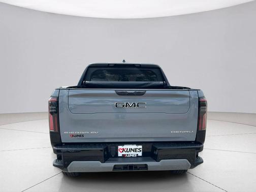 2024 GMC Sierra EV Denali Edition 1