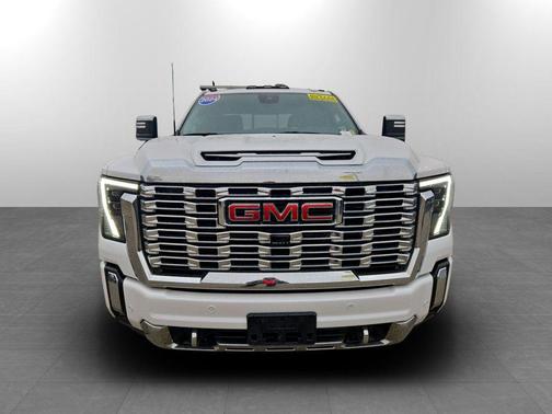 2024 GMC Sierra 2500 Denali