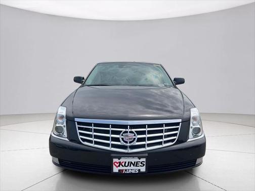 2011 Cadillac DTS Platinum Collection