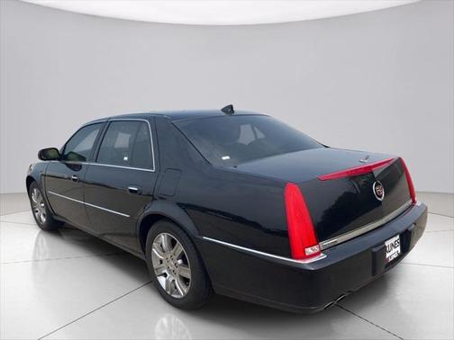 2011 Cadillac DTS Platinum Collection