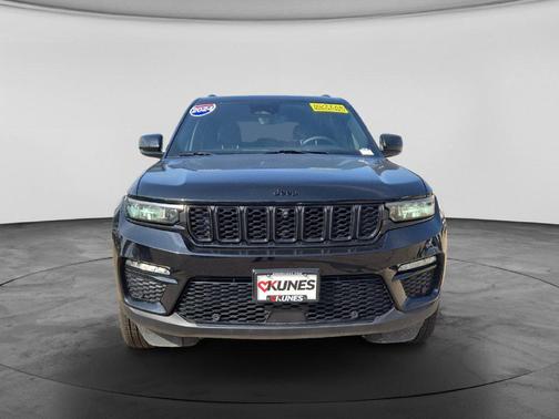 Diamond Black Crystal Pearlcoat 2024 Jeep Grand Cherokee Limited