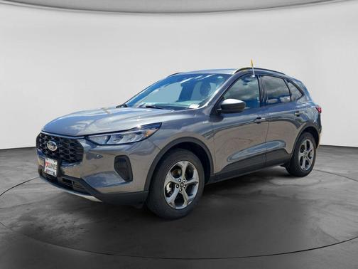 Gray Metallic 2025 Ford Escape ST-Line
