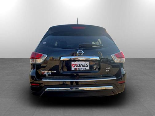 2014 Nissan Pathfinder SL