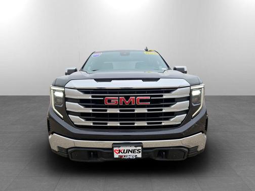 2022 GMC Sierra 1500 SLE