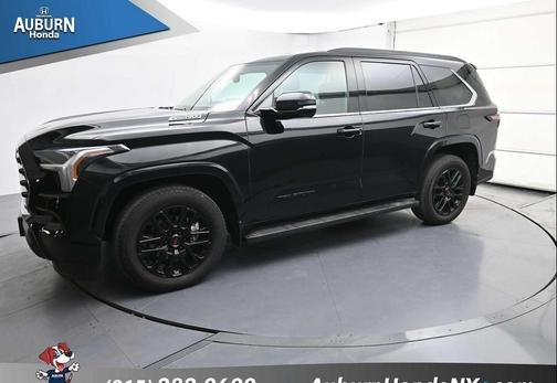 2024 Toyota Sequoia SR5