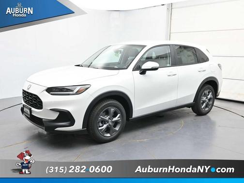 Platinum White Pearl 2027 Honda HR-V LX
