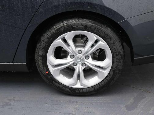 2025 Honda Accord LX 1.5T