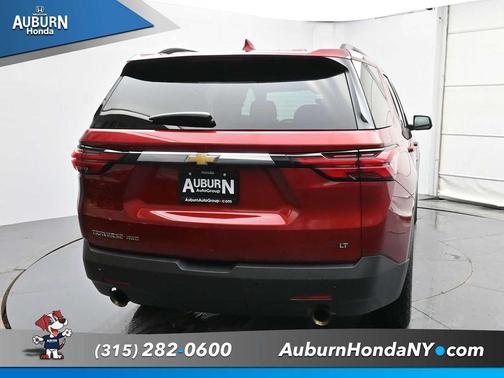 2022 Chevrolet Traverse LT Leather