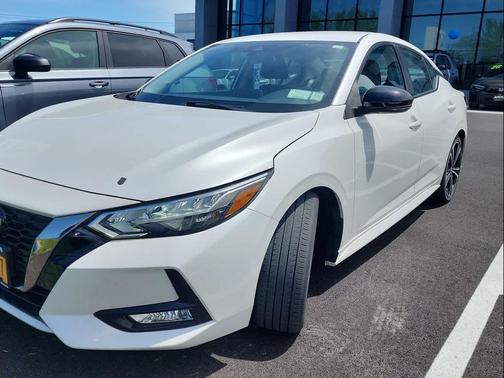 Aspen White Tricoat 2021 Nissan Sentra SR