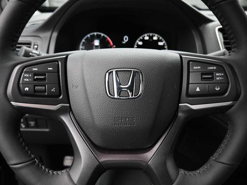 Crystal Black Pearl 2026 Honda Ridgeline RTL